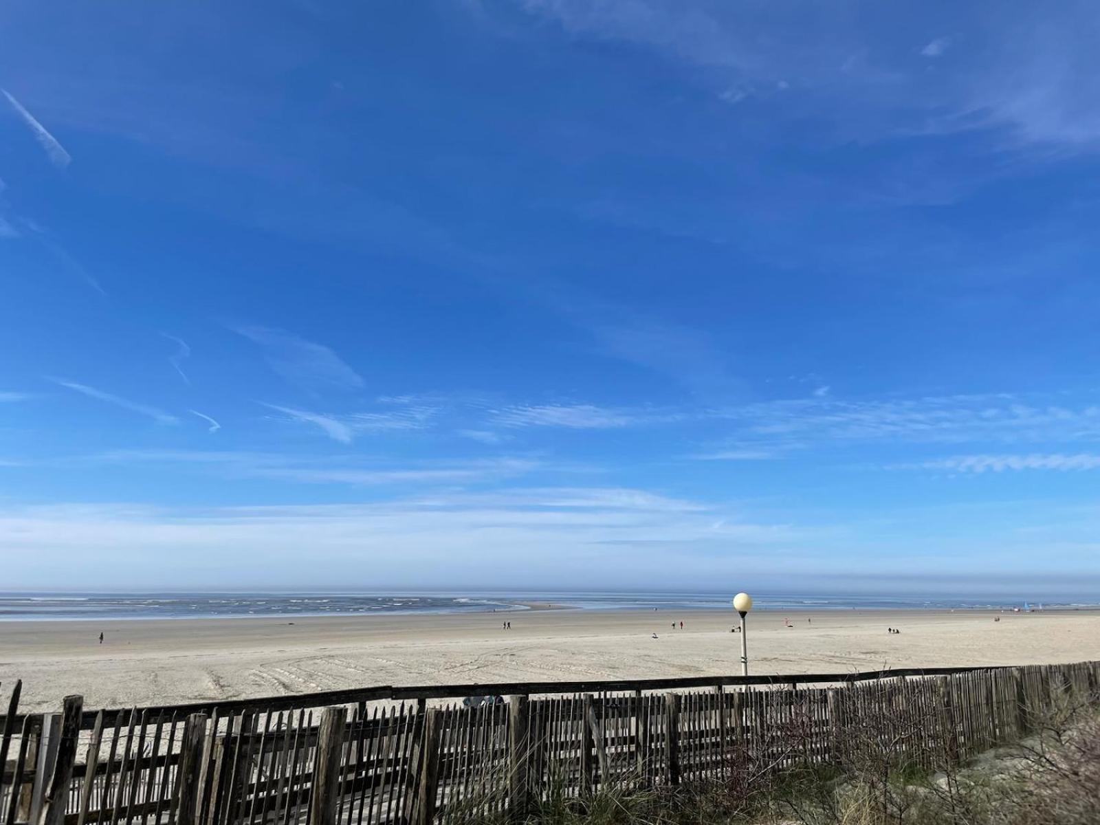 L'Alteia - L'Appartement Les Pieds Dans L'Eau Avec Place De Parking Prive Et Acces Direct A La Plage Berck Exteriör bild
