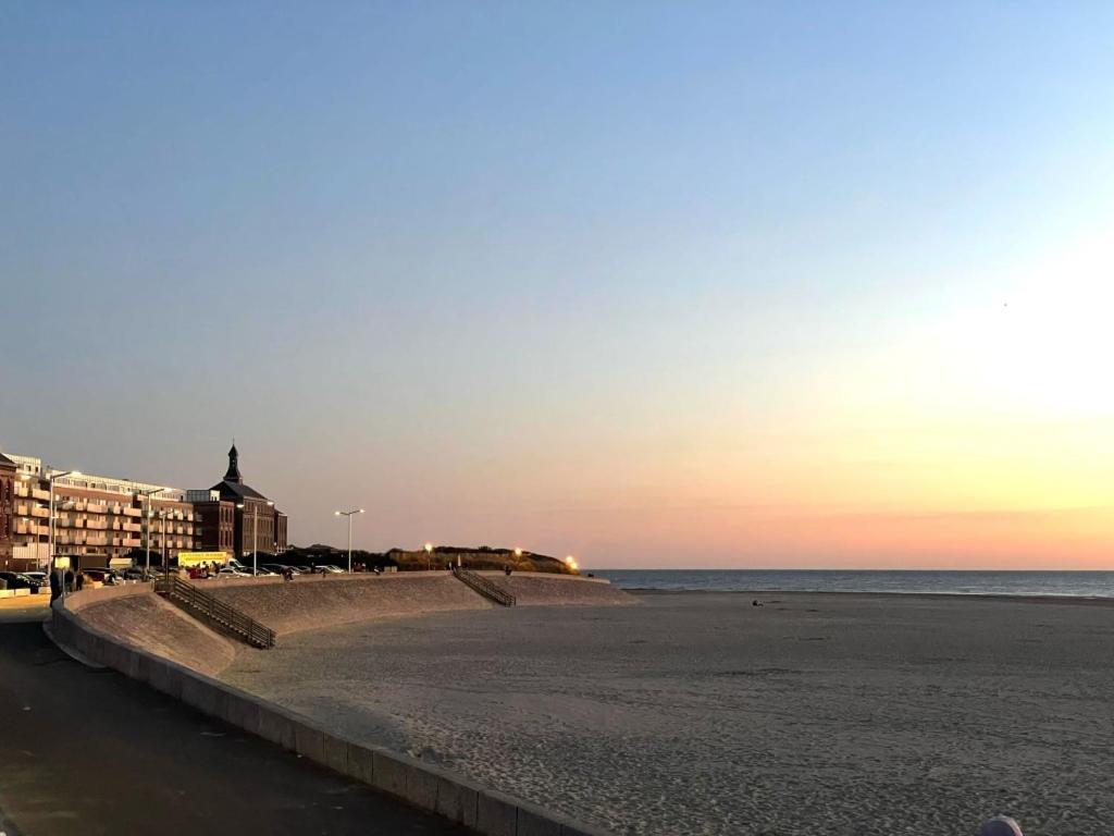 L'Alteia - L'Appartement Les Pieds Dans L'Eau Avec Place De Parking Prive Et Acces Direct A La Plage Berck Exteriör bild